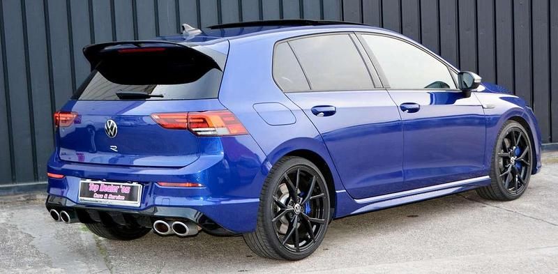 Usata VW Golf VIII R 320 CV (235 kW) 2022 Blu/azzurro Berlina