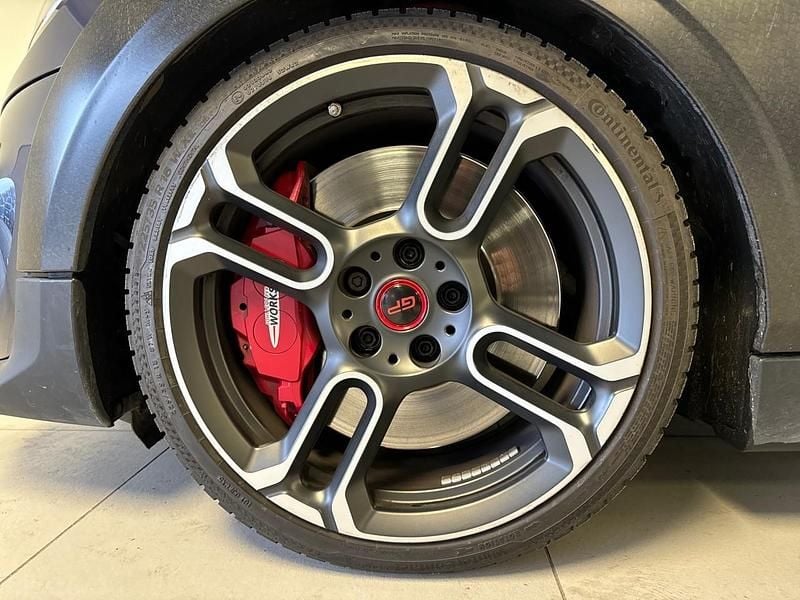 Usata Mini John Cooper Works Comfort 306 CV (225 kW) 2020 Nero Utilitaria