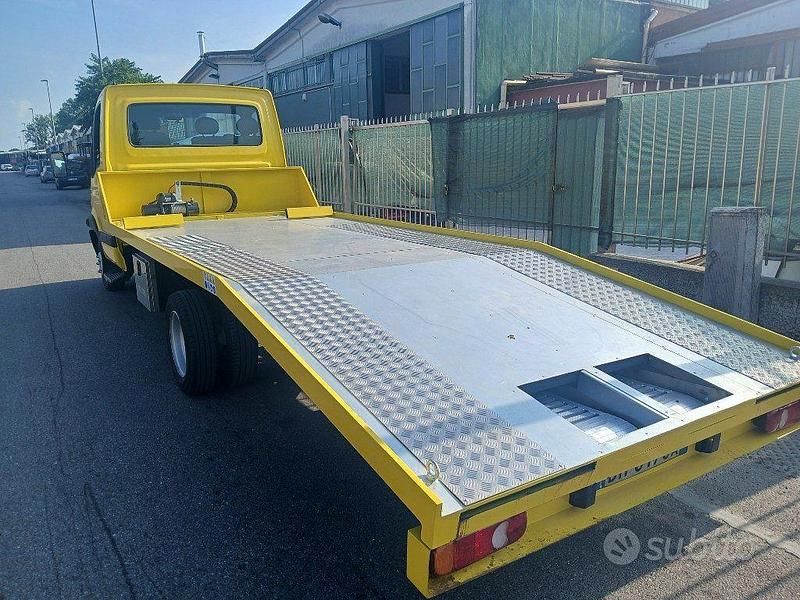 Usata Renault Master 129 CV (94 kW) 2008 Giallo Furgone