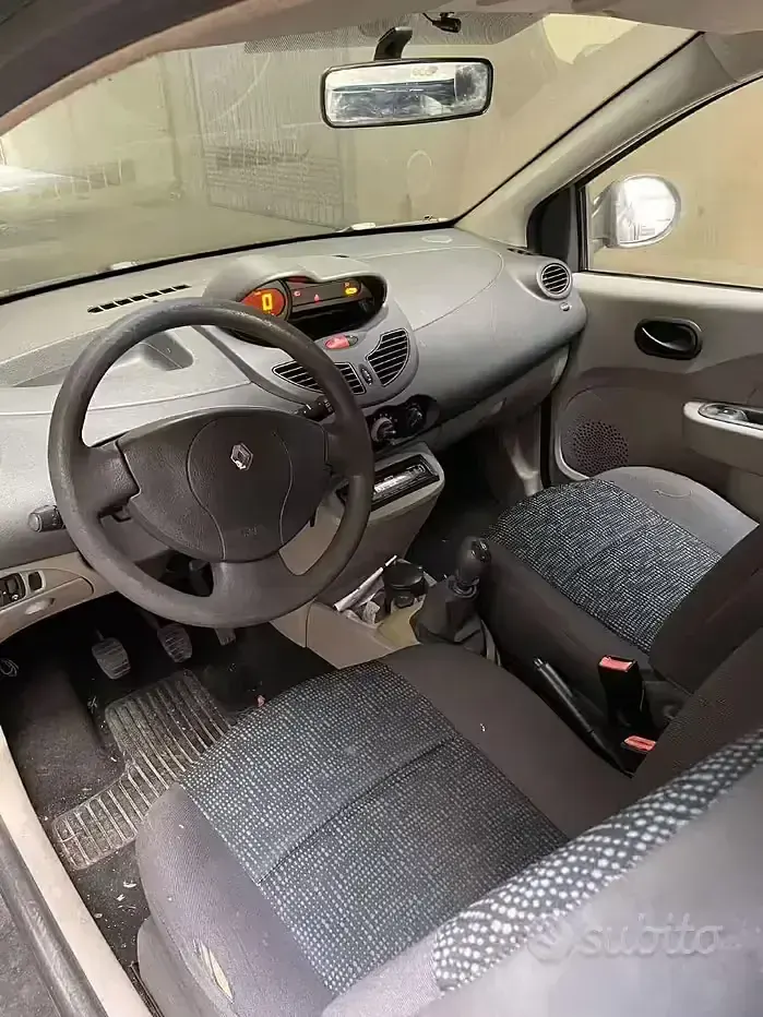 Usado Renault Twingo 58 CV (42 kW) 2007 Utilitario
