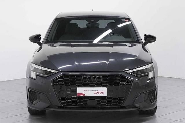 Usata Audi A3 Advanced Plus 150 CV (110 kW) 2023 Grigio manhattan metallizzato Berlina