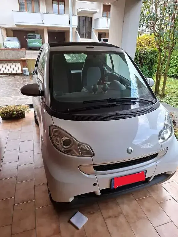 Usata Smart ForTwo Cabrio Pulse 71 CV (52 kW) 2010 Bianco Cabrio