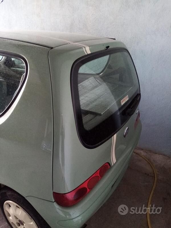 Usata Fiat 600 54 CV (39 kW) 2008 Verde Utilitaria