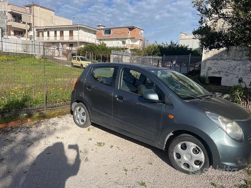 Usata Suzuki Alto 68 CV (50 kW) 2009 Grigio Utilitaria