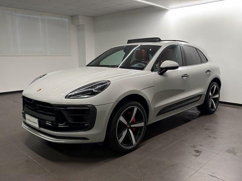 Usata 2022 Porsche Macan Turbo SUV | 73.500 € (Buon prezzo) - Immagine 1/4