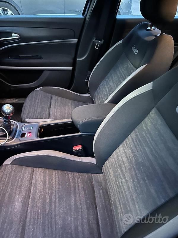 Usata Jeep Avenger 100 CV (73 kW) 2024 SUV