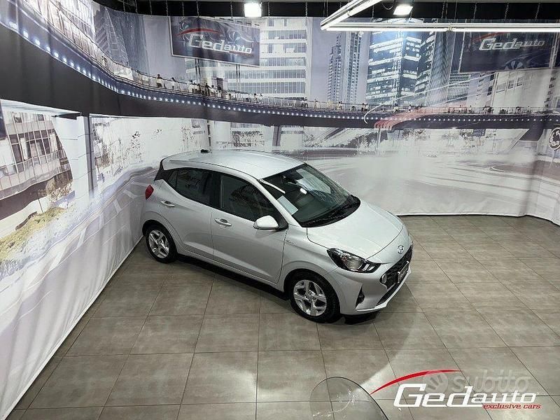 Usata Hyundai i10 Prime 67 CV (49 kW) 2022 Grigio Utilitaria