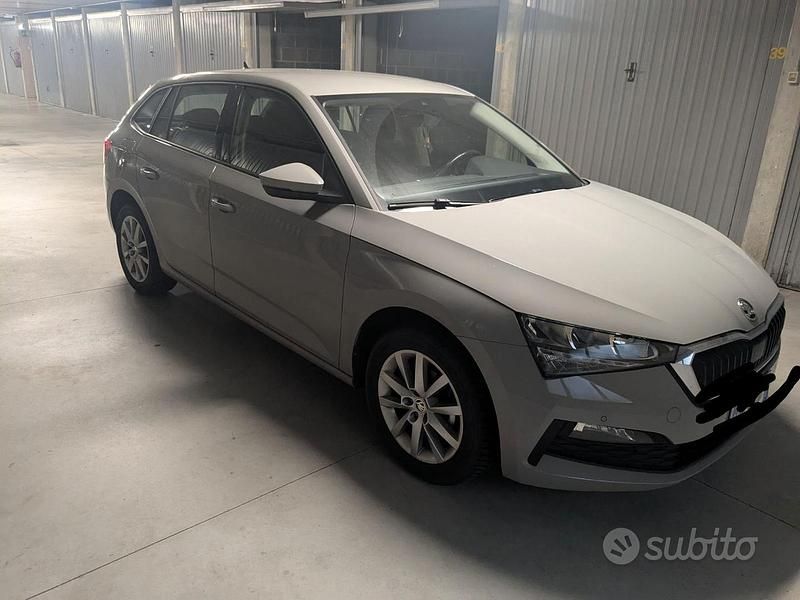 Usata Skoda Scala 95 CV (69 kW) 2022 Grigio Utilitaria