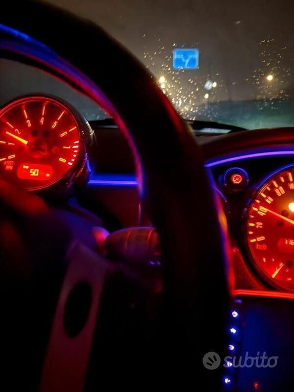 Usata Mini Cooper 116 CV (85 kW) 2006 Grigio Utilitaria