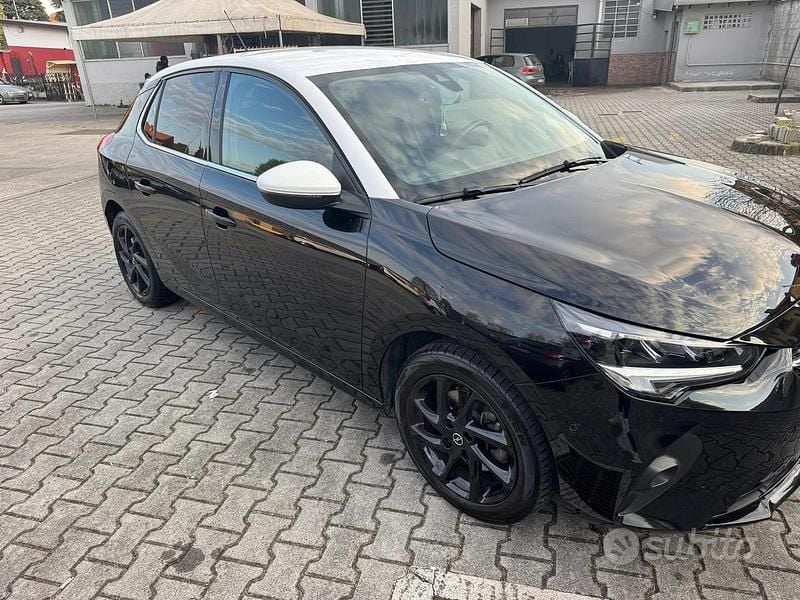 Usata Opel Corsa 100 CV (73 kW) 2021 Nero Utilitaria