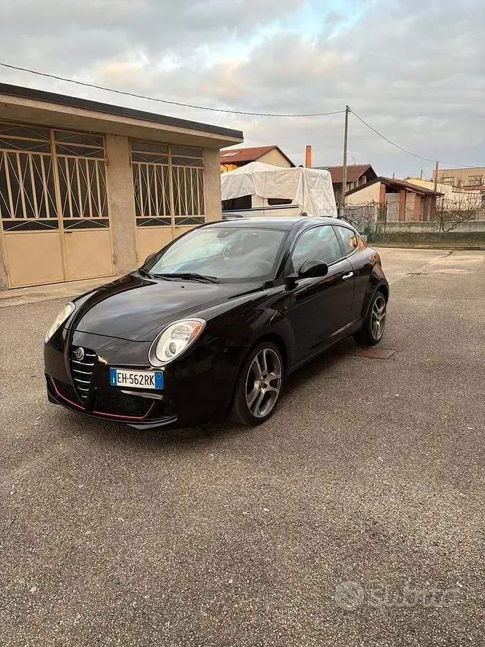 Usata Alfa Romeo MiTo 135 CV (99 kW) 2011 Nero Utilitaria