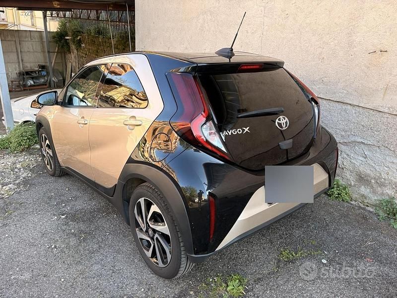 Usata Toyota Aygo X 72 CV (52 kW) 2023 SUV