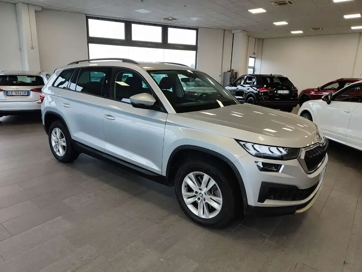 Second-hand Skoda Kodiaq Executive 150 CP (110 kW) 2023 Gri SUV