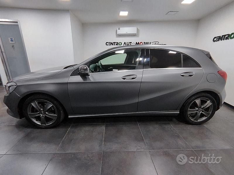 Usata Mercedes A200 Premium 136 CV (100 kW) 2018 Grigio Berlina