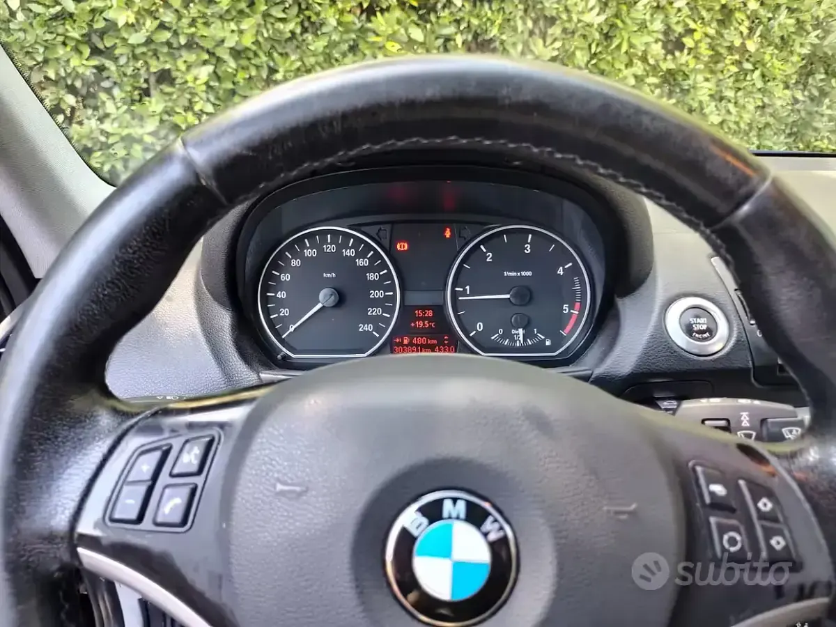 Usata BMW 118 2008 Nero Utilitaria