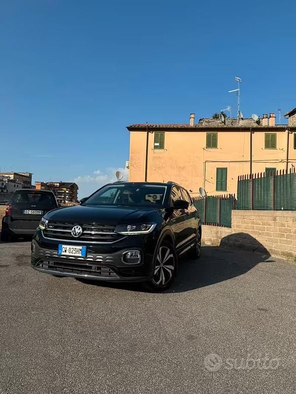 Usata VW T-Cross R-line Plus 115 CV (84 kW) 2024 Nero SUV