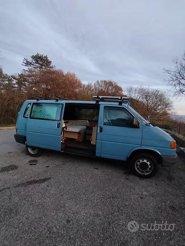 Usata VW Transporter 78 CV (57 kW) 1995 Blu Furgone