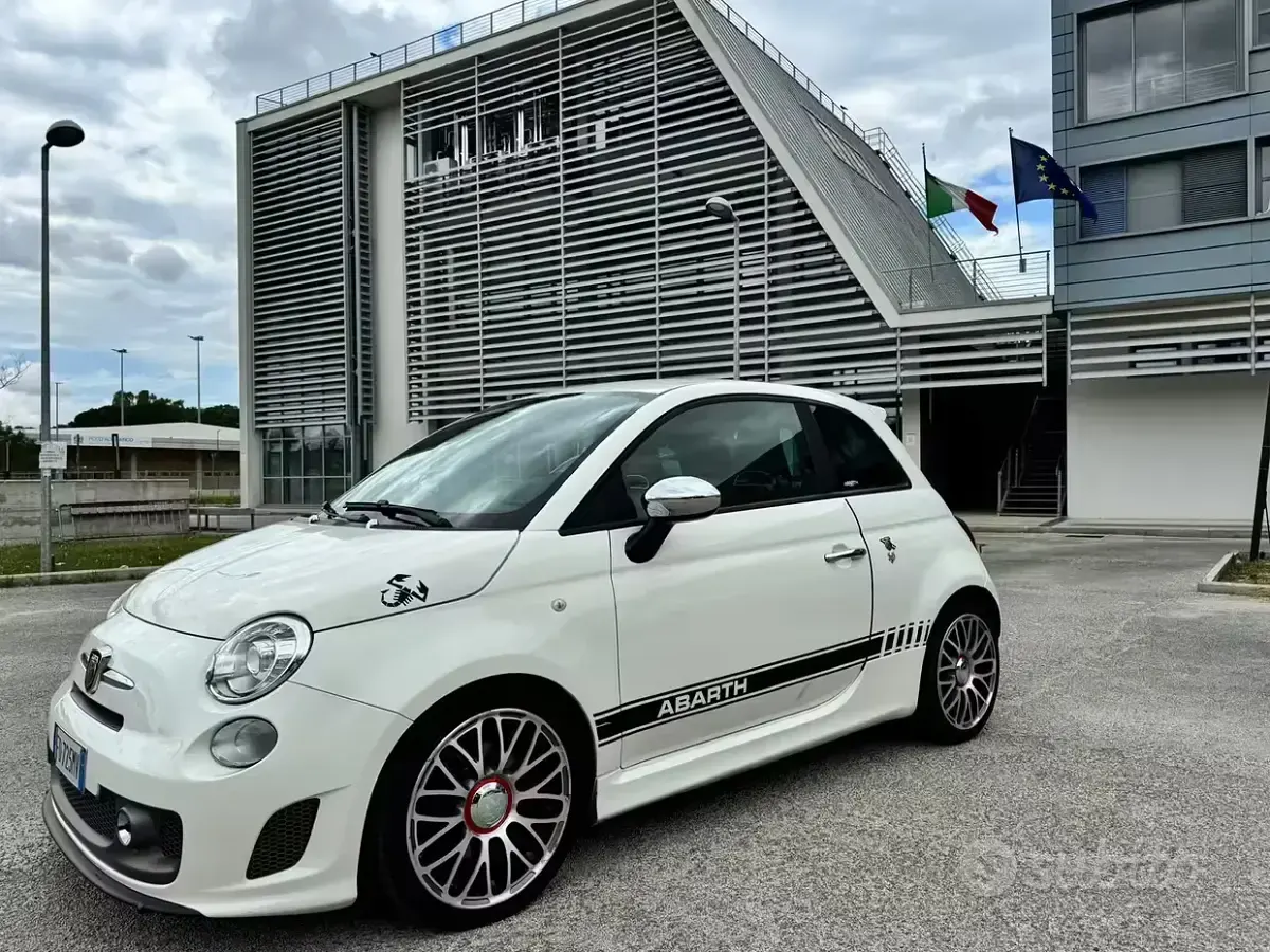 Usata Abarth 595 Turismo 160 CV (117 kW) 2016 Bianco Berlina