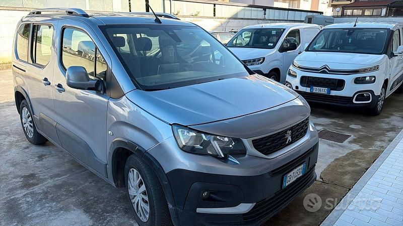 Usata Peugeot Rifter 2020 Grigio Monovolume