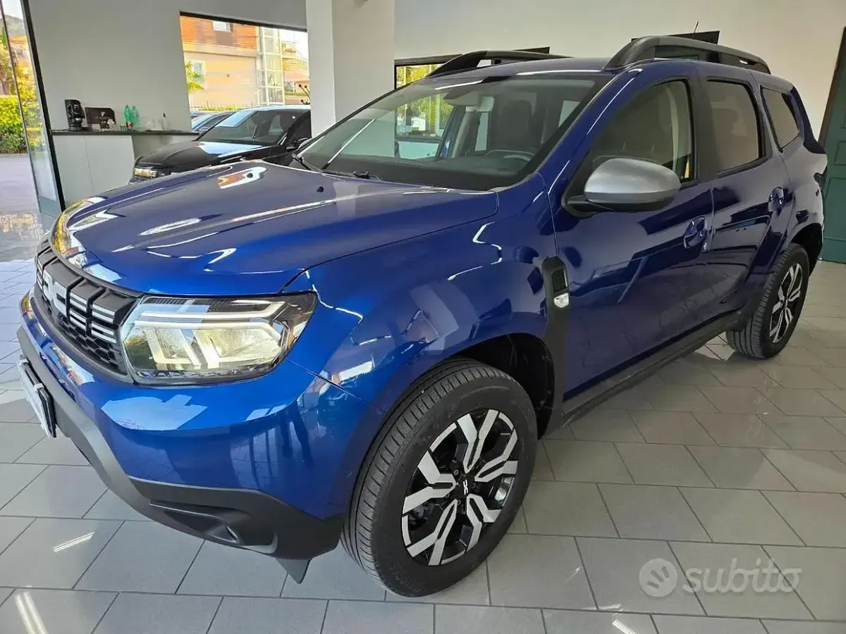 Usata Dacia Duster Journey 101 CV (74 kW) 2023 Blu SUV