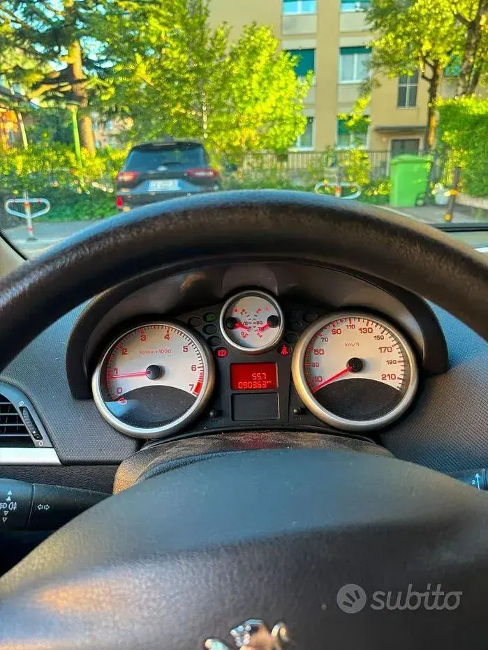 Usata Peugeot 207 95 CV (69 kW) 2009 Grigio Berlina