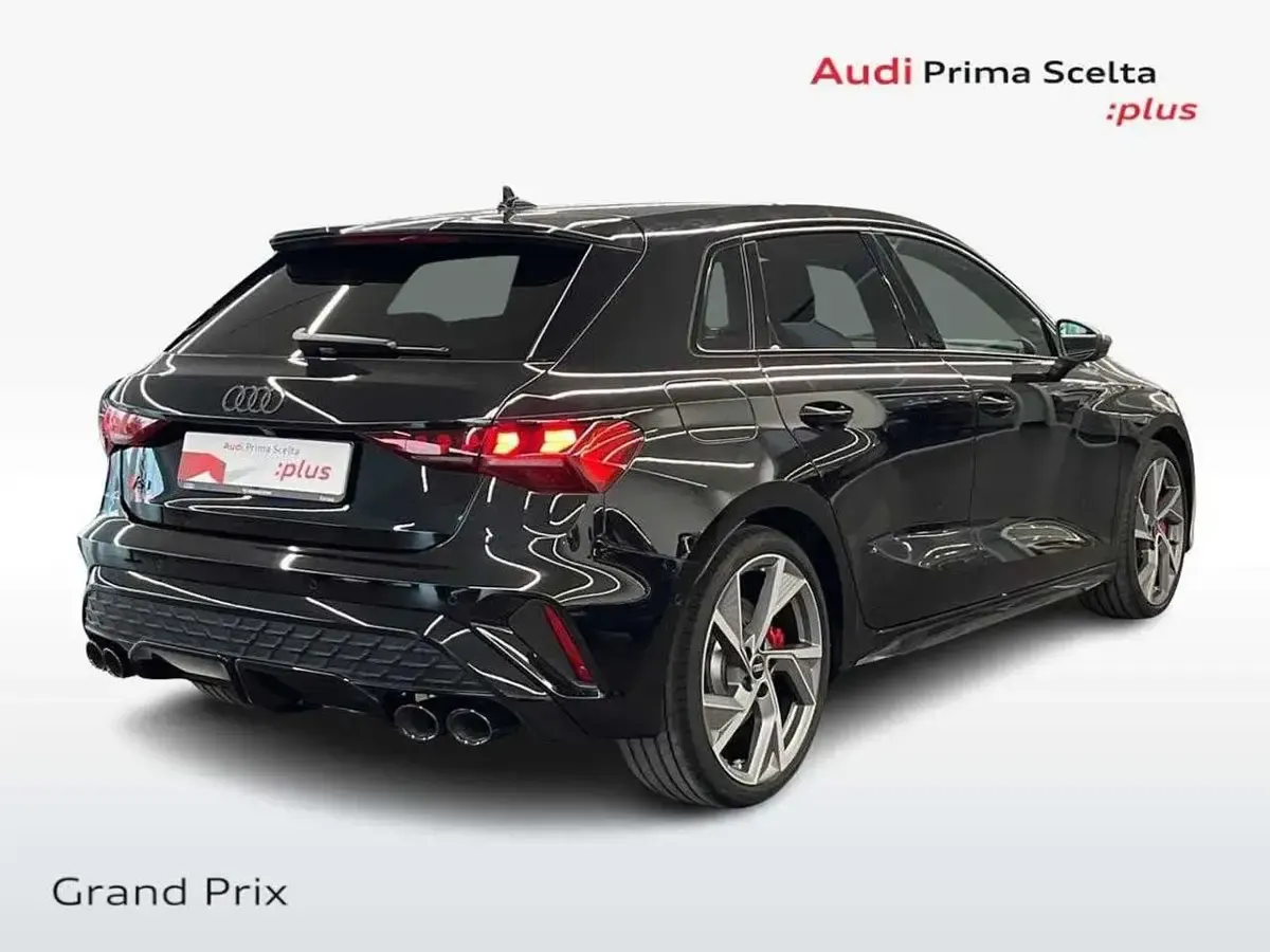 Nuova Audi A3 333 CV (244 kW) 2026 Nero Berlina