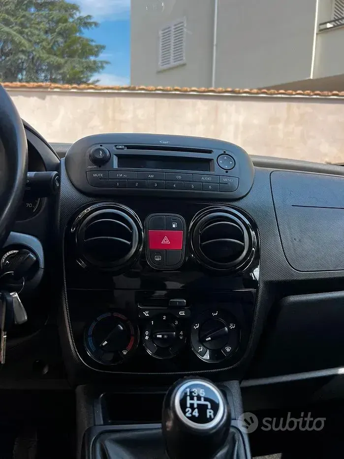 Usata Fiat Qubo Dynamic 70 CV (51 kW) 2012 Bianco Monovolume
