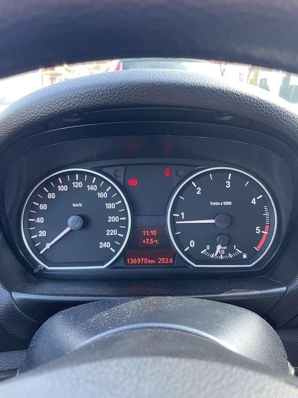 Usata BMW 118 143 CV (105 kW) 2011 Grigio Utilitaria