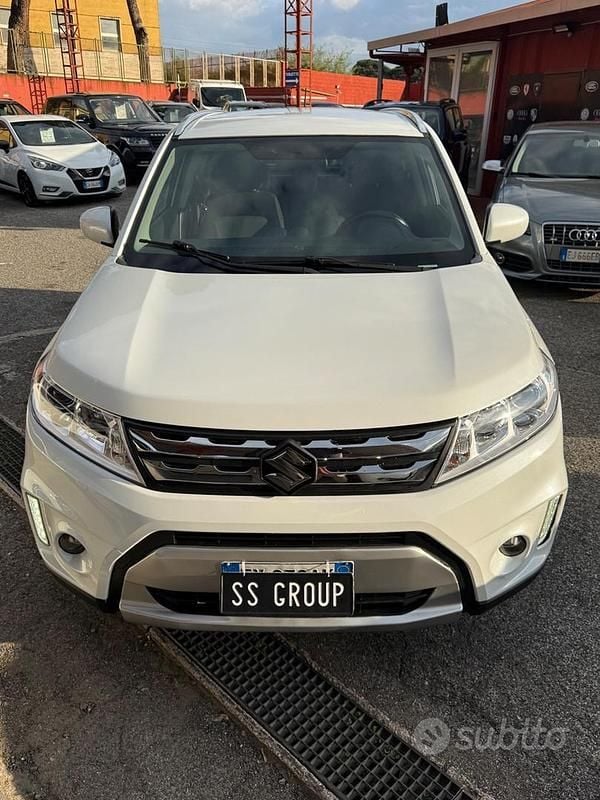 Usata Suzuki Vitara 120 CV (88 kW) 2015 Bianco SUV