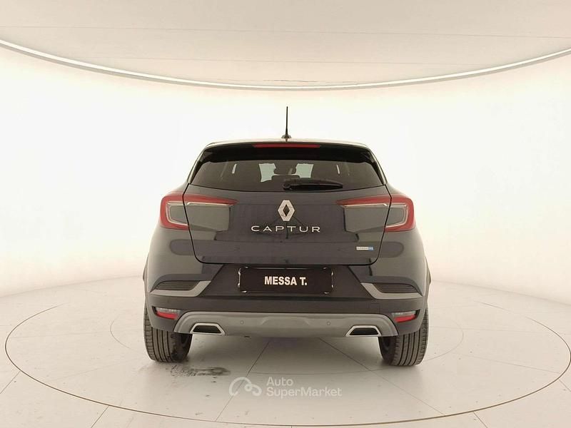 Usata Renault Captur Engineered 94 CV (69 kW) 2022 Blu/azzurro SUV