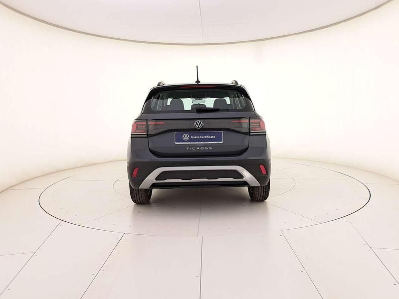 Usata VW T-Cross Life 116 CV (85 kW) 2024 Smoky grey metallizzato SUV