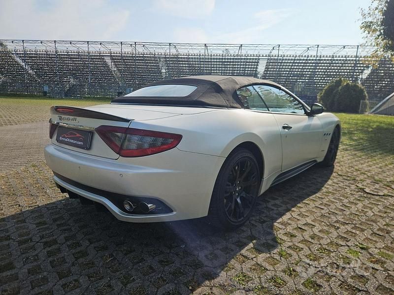 Usata Maserati GranCabrio 460 CV (338 kW) 2016 Bianco Cabrio