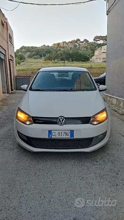Usata VW Polo 75 CV (55 kW) 2023 Bianco Utilitaria