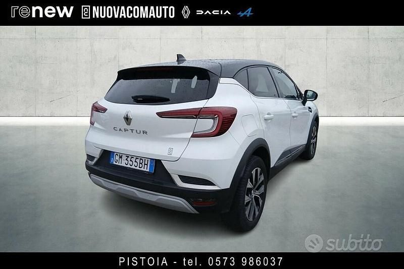 Usata Renault Captur Intens 101 CV (74 kW) 2023 Bianco SUV