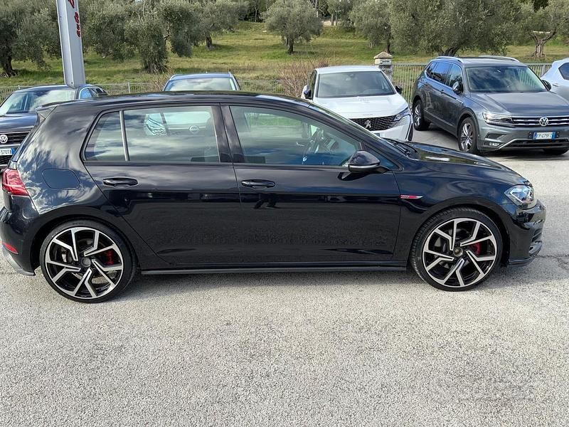 Usata VW Golf VII GTI 245 CV (180 kW) 2018 Nero Berlina