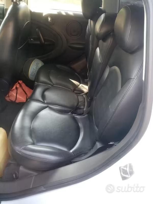 Usata Mini Cooper D 111 CV (81 kW) 2012 Bianco Utilitaria