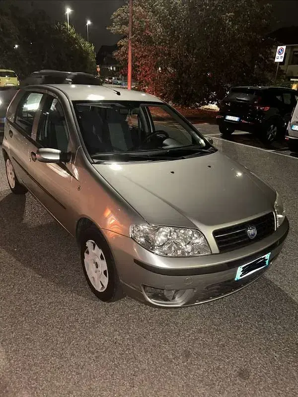 Usata Fiat Punto Dynamic 60 CV (44 kW) 2006 Utilitaria