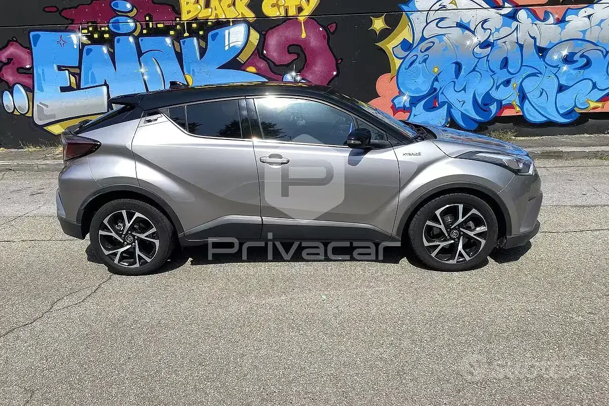 Usata Toyota C-HR Style 98 CV (72 kW) 2017 Grigio SUV