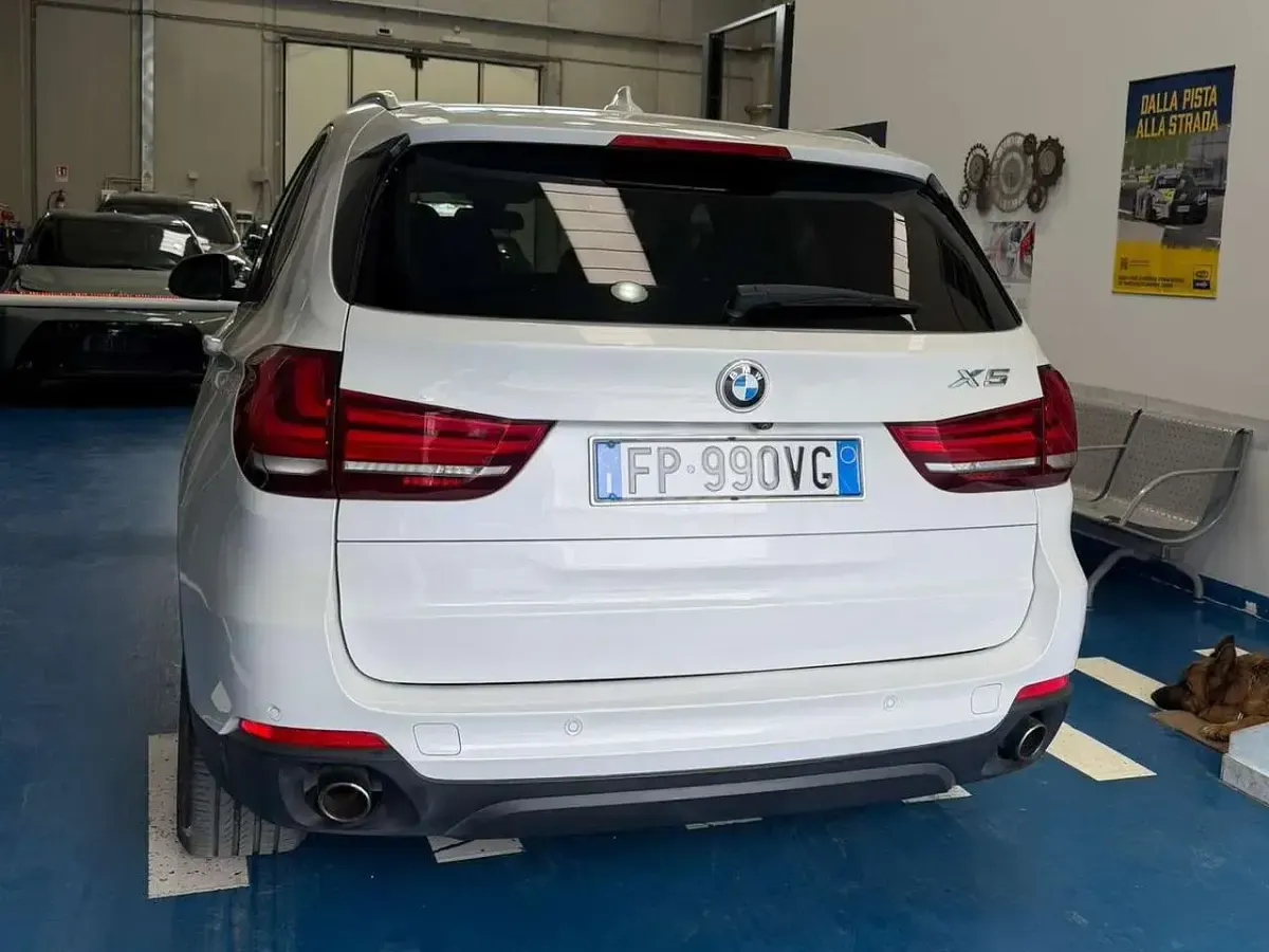 Begagnad BMW X5 231 HK (169 kW) 2018 Vit SUV