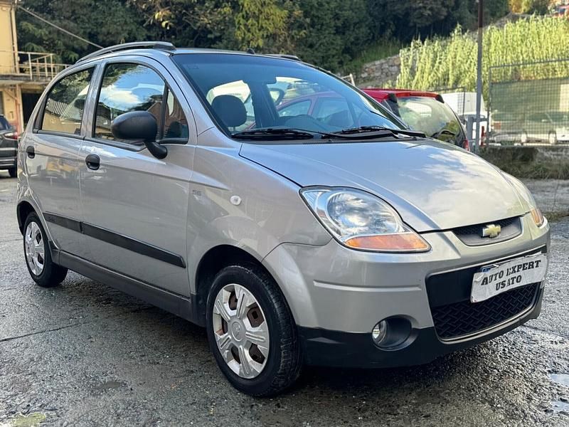 Argento Usata 2009 Chevrolet Matiz SE Due volumi | 3499 € (Buon prezzo) - Immagine 1/4