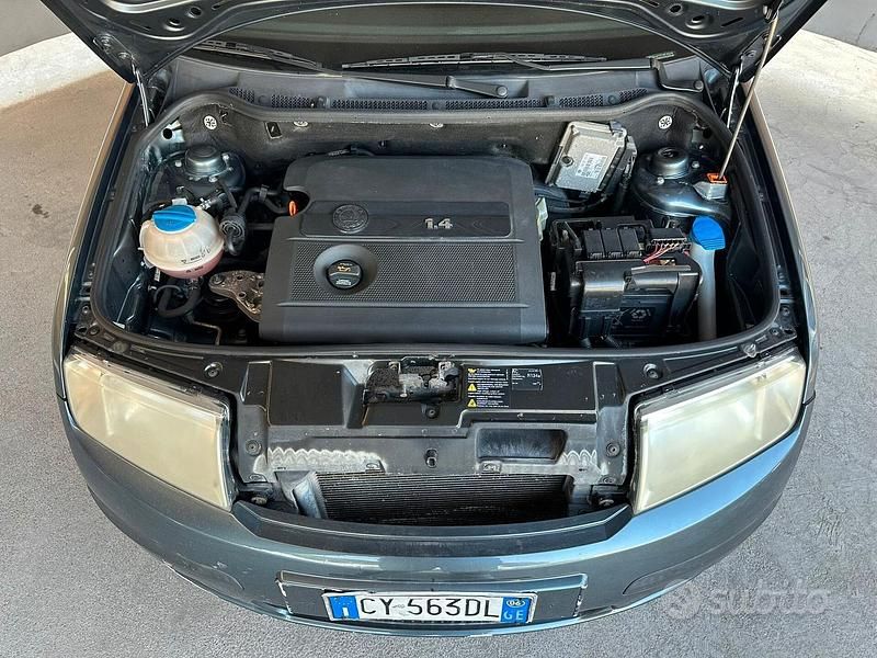 Usata Skoda Fabia 75 CV (55 kW) 2006 Grigio Utilitaria
