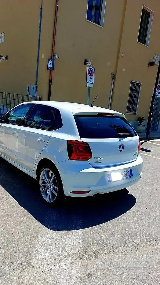 Usata VW Polo 90 CV (66 kW) 2015 Bianco Berlina