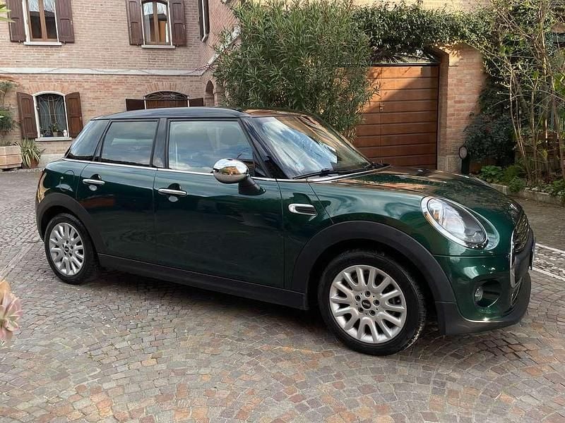 Usata Mini ONE 102 CV (75 kW) 2015 Verde Utilitaria