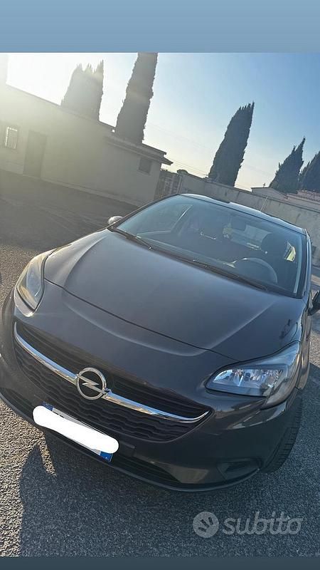 Usata Opel Corsa 90 CV (66 kW) 2016 Grigio Berlina