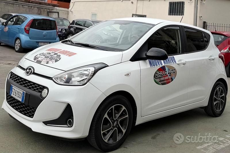 Usata Hyundai i10 67 CV (49 kW) 2020 Bianco Utilitaria