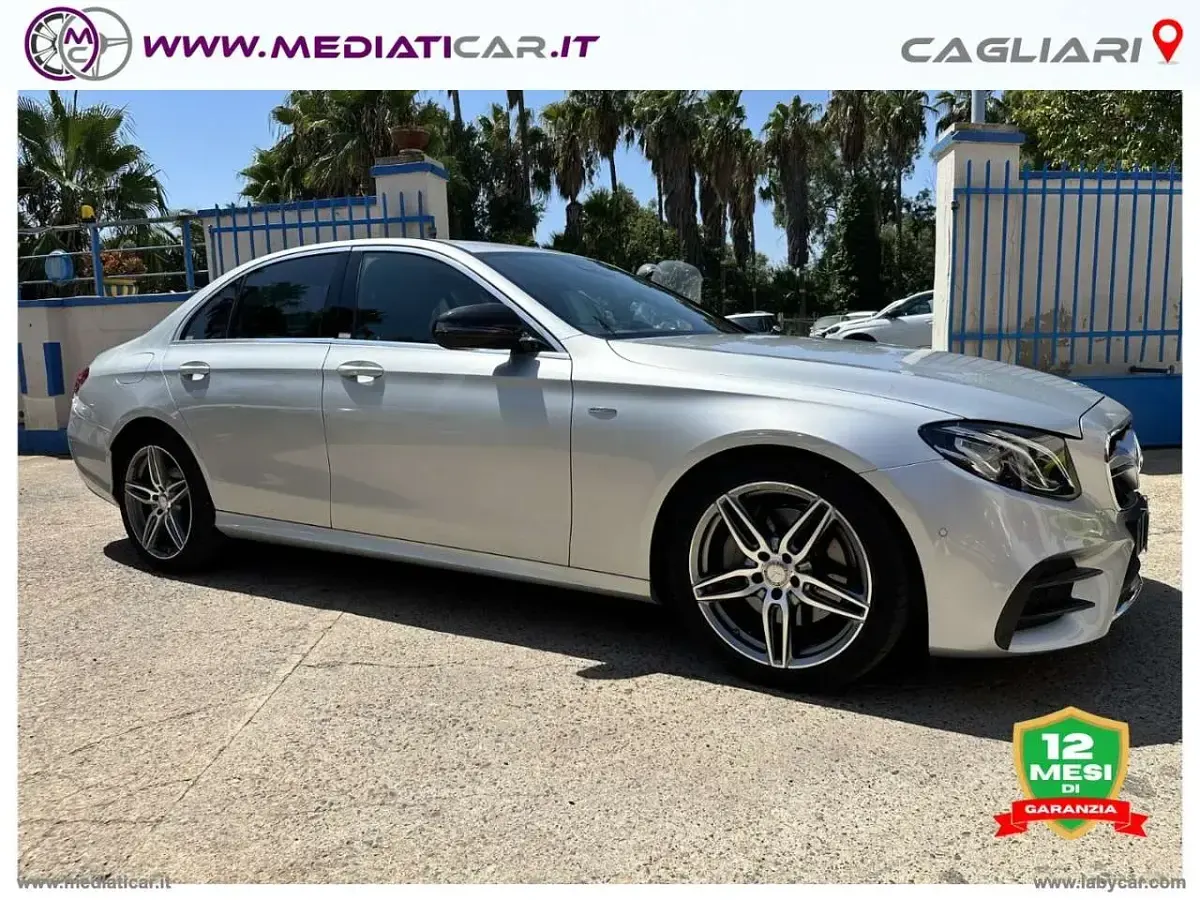 Usata Mercedes E220 AMG line 194 CV (142 kW) 2017 Grigio Berlina