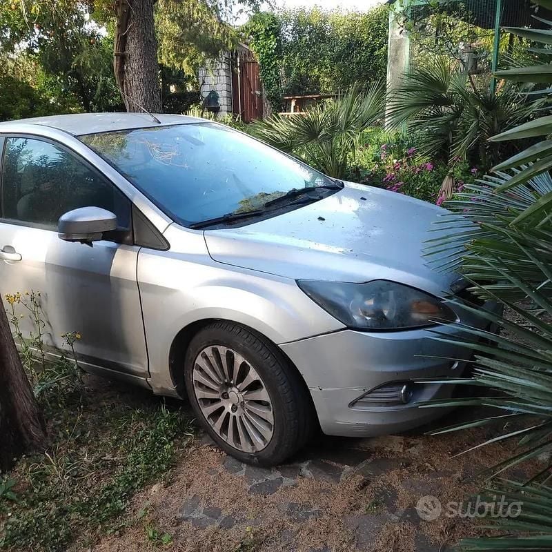 Usata Ford Focus 90 CV (66 kW) 2009 Grigio Berlina