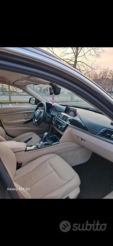 Usata BMW 320 Luxury Line 190 CV (139 kW) 2016 Nero Station wagon