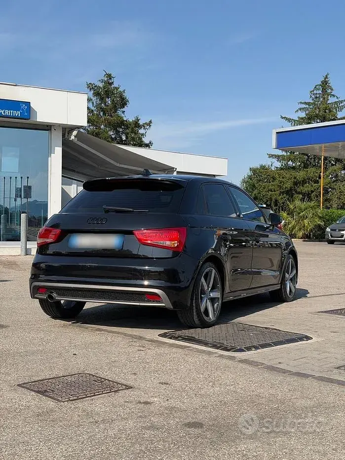Usata Audi A1 S-Line 90 CV (66 kW) 2014 Nero Utilitaria