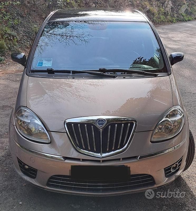 Usata Lancia Musa 90 CV (66 kW) 2009 Monovolume